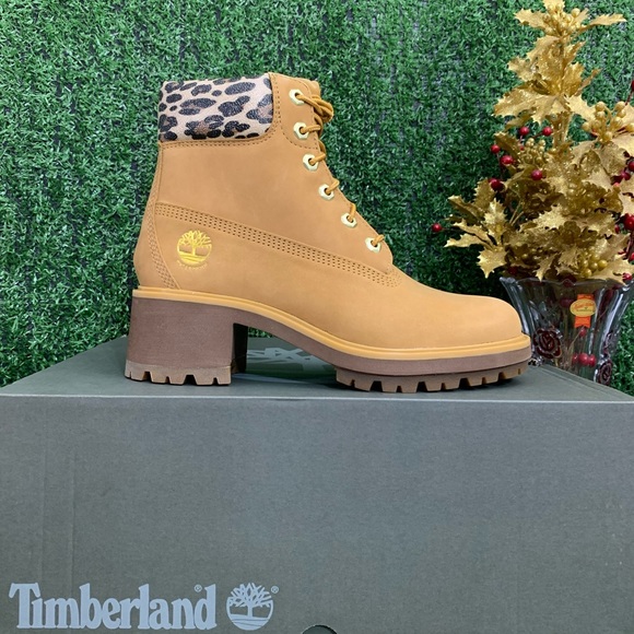 TIMBERLAND WOMEN'S KINSLEY 6-INCH WATERPROOF BOOTS - Picture 8 of 11